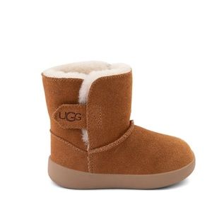 Ugg boots size 4/5